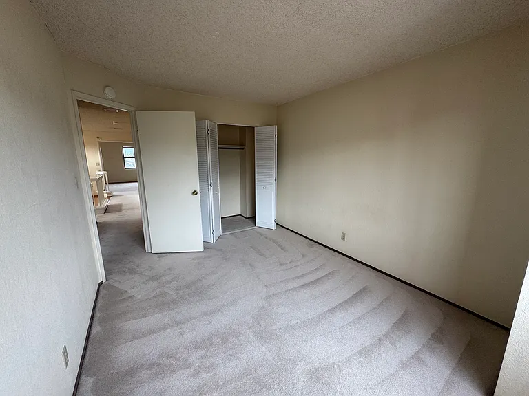 129 Payot Ct — Photo 18