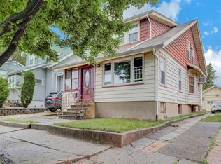 21 Byron Pl, Clifton, NJ 07011
