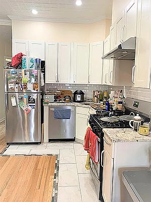 1st image of 282 20th St #3