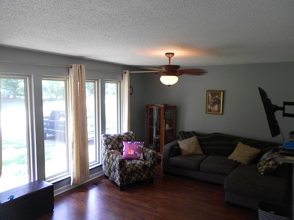 2nd image of 164 Highland Ln