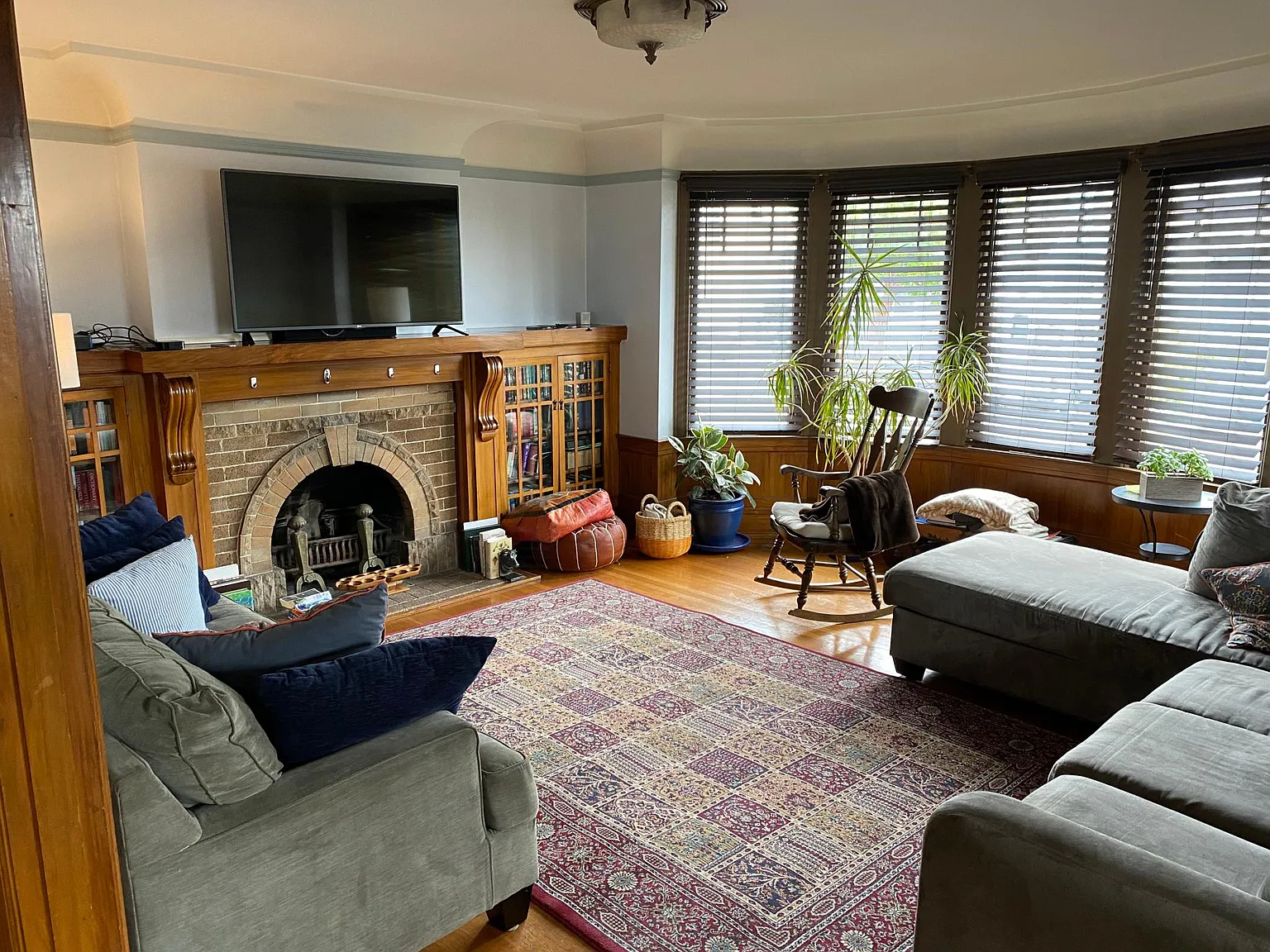 165 Colon Ave — Photo 3