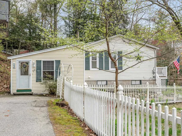 12 Lower Scotland Drive, Raymond, NH 03077