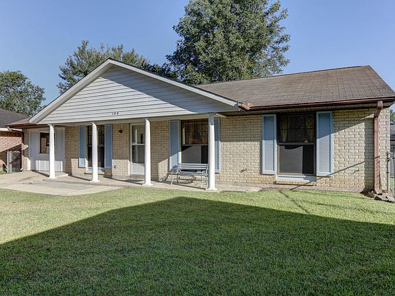 3rd image of 104 Fleetwood Sq