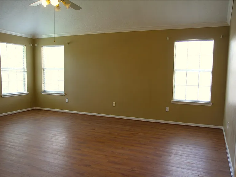 1235 Deer Ridge Dr — Photo 12