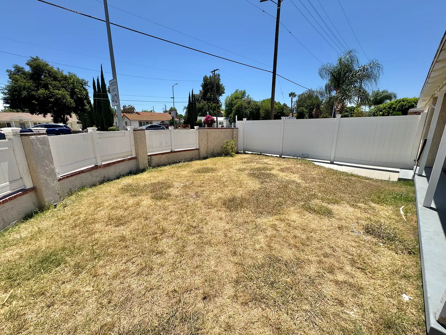 3 bed, 1146 sqft, $3,100 — Photo 2