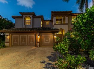 9833 Coronado Lake Dr, Boynton Beach, FL 33437