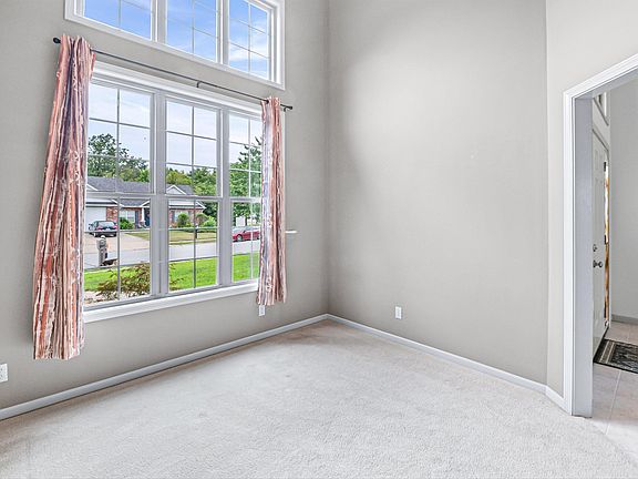 5th image of 502 Terra Linda Ln
