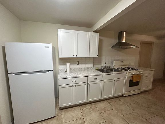 4th image of 3119 Pipkin Ln Unit B