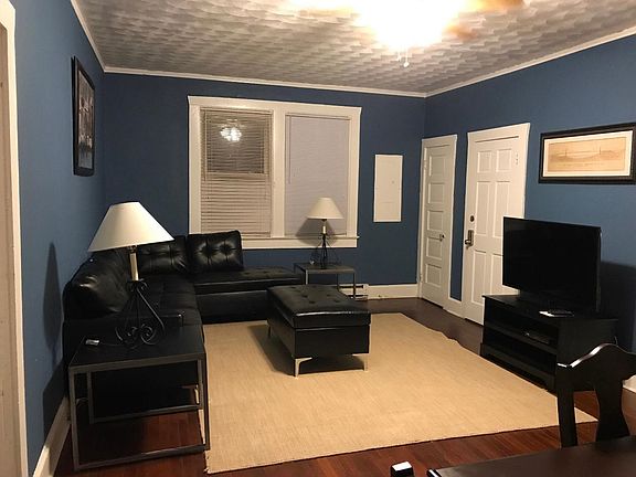 4th image of 727 Virginia Ave #B