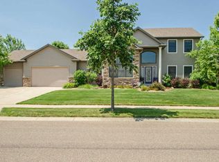 5133 Manor Brook Dr NW, Rochester, MN 55901