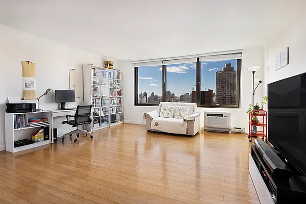 Rented by Douglas Elliman | media 6