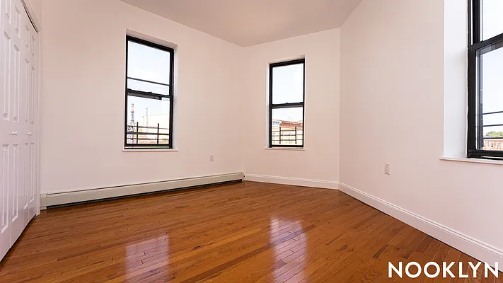 Rented by Nooklyn NYC LLC | media 12