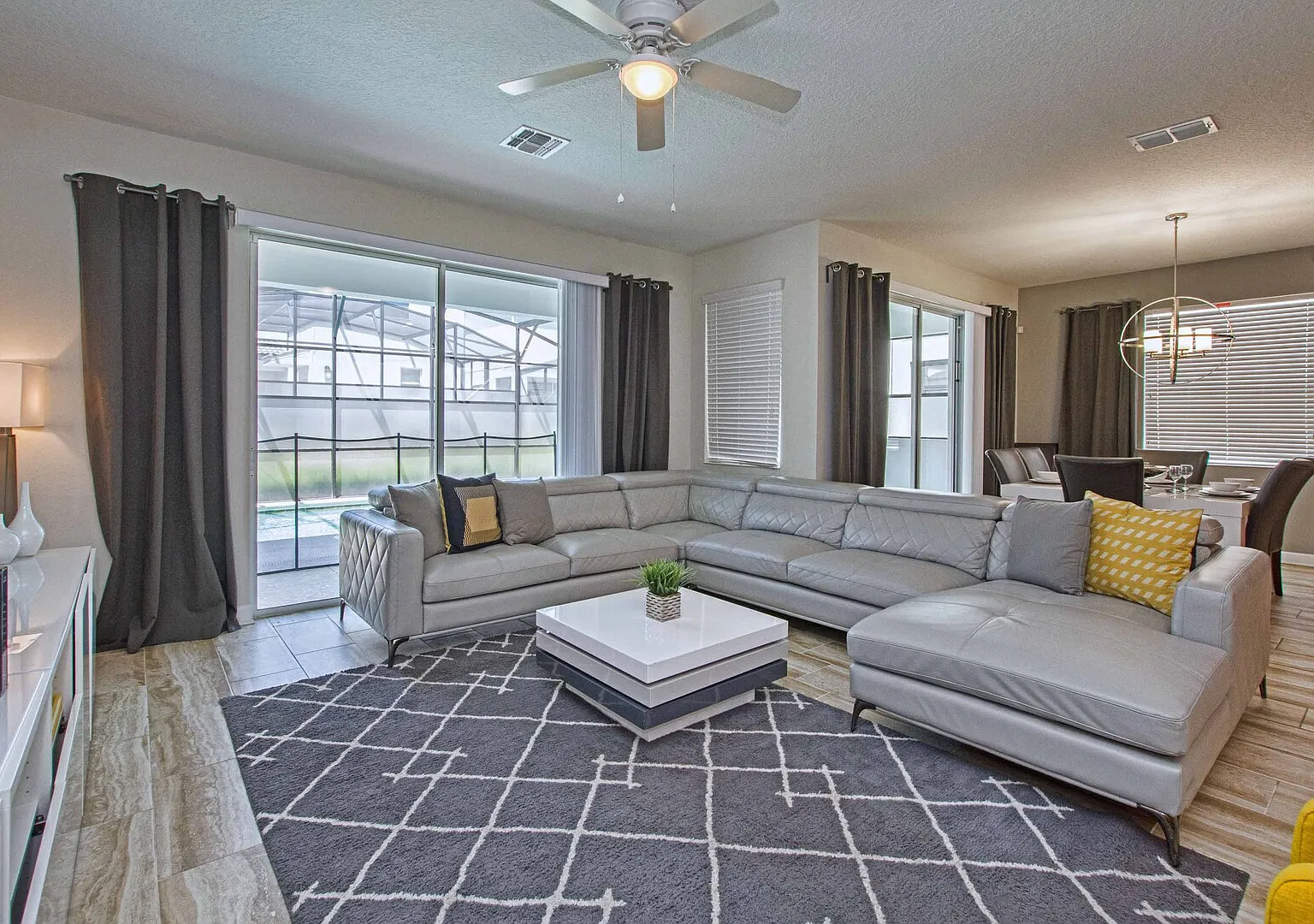 Spacious 6 Bed Home with Pool in Storey Lake — Photo 1