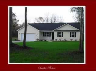 110 Silver Queen Ln, Richlands, NC 28574