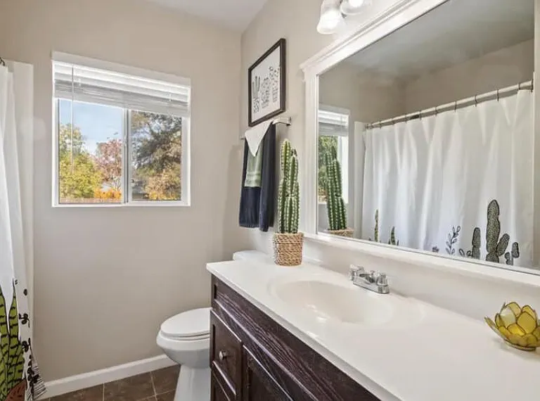 1548 Yale Ct — Photo 12