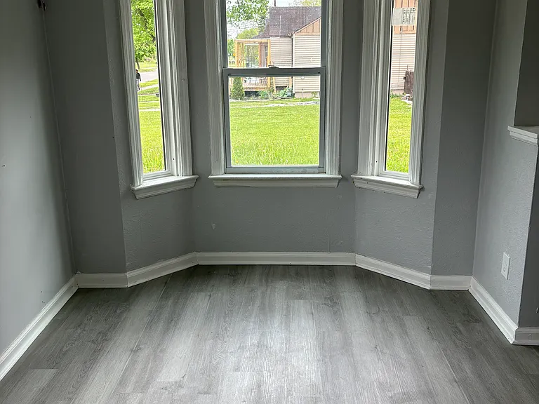 14347 Westwood St — Photo 10