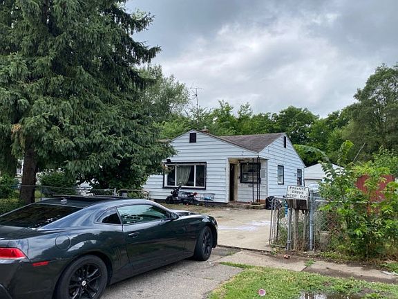 3rd image of 611 Wallace Ave