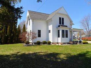 301 S 1st St, Harbor Beach, MI 48441