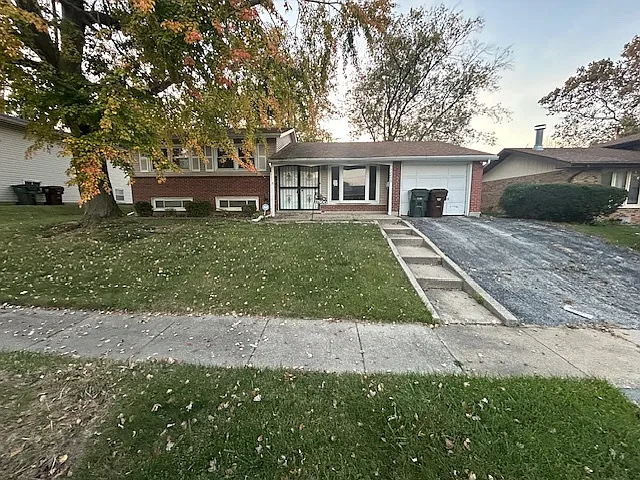 17800 Grandview Dr photo 1