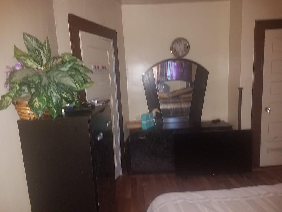 2nd image of 25 Vernon Pl