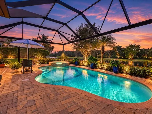 3130 Aviamar CIR, NAPLES, FL 34114