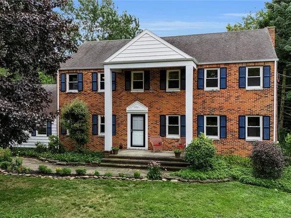 9501 Greiner Rd, Clarence, NY 14031
