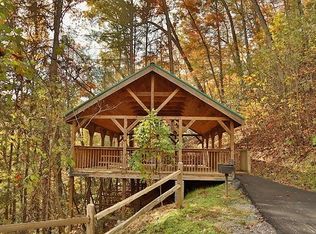 1751 Mountain Shadow Way, Gatlinburg, TN 37738