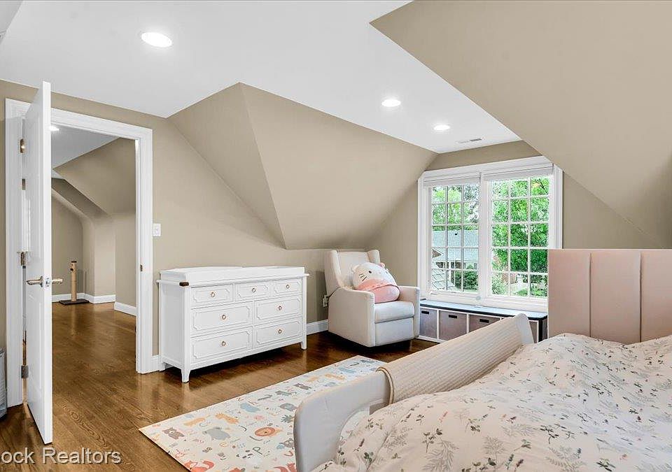 2253 Pembroke Rd, photo 27