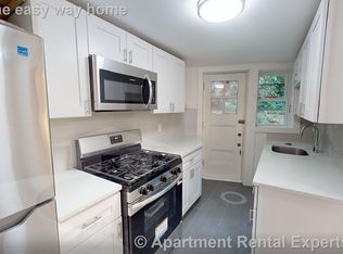 38 Gibson St #5C, Cambridge, MA 02138