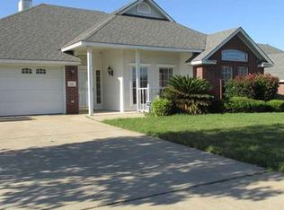 513 Armstrong Dr, Belton, TX 76513