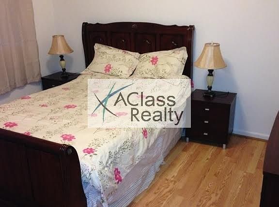 3rd image of 2346 Crescent St