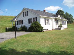 6291 Carsonville Rd, Fries, VA 24330