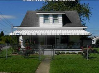 345 35th St, Huntington, WV 25702