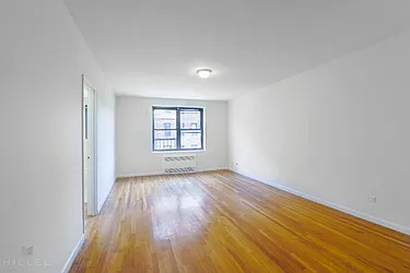 Rented by Hillel Realty Group