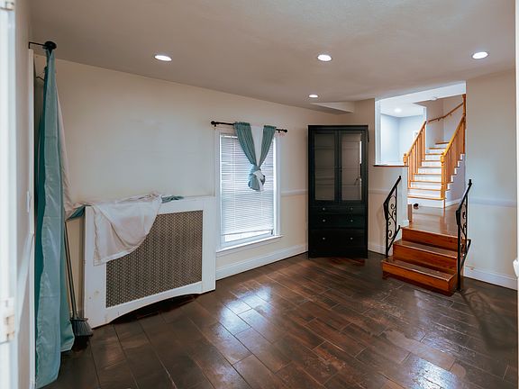 3rd image of 53 Crescent Ave #2