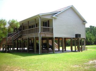 109 Longview Ct, Havelock, NC 28532