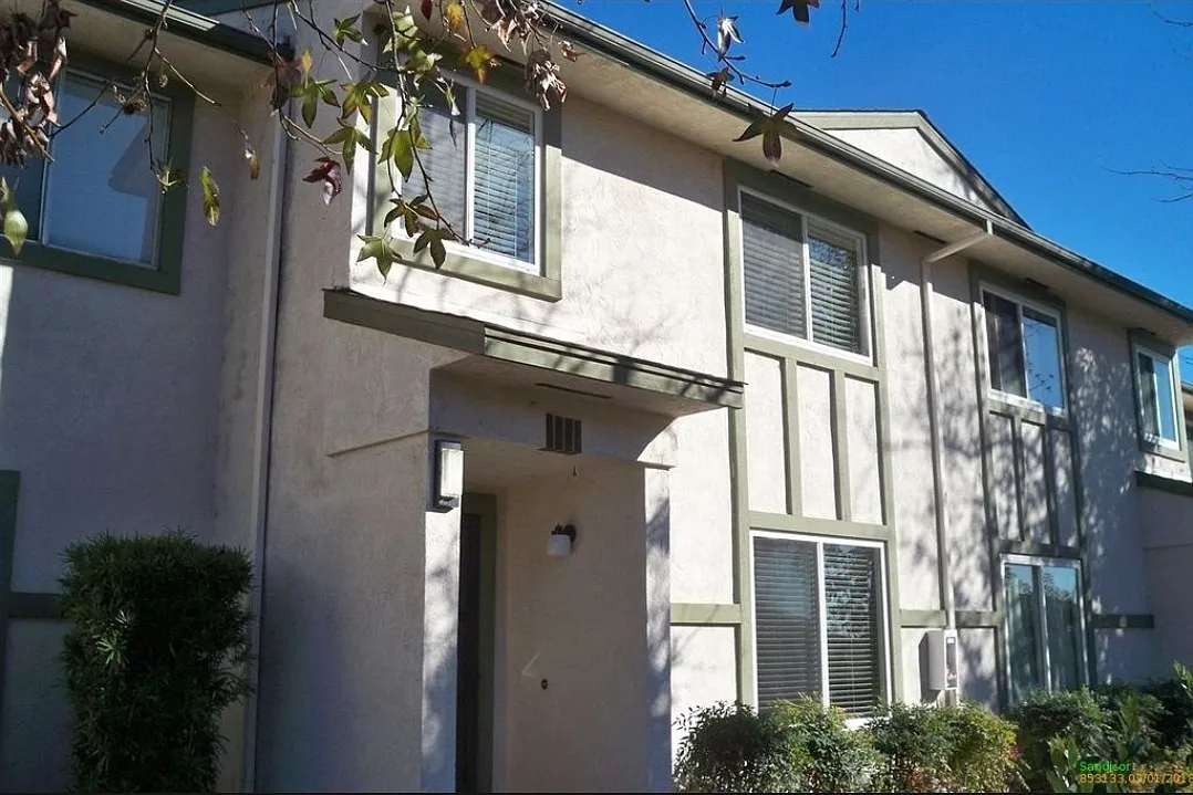3 bed, 1.5 bath, 1190 sqft, $3,500 — Photo 1