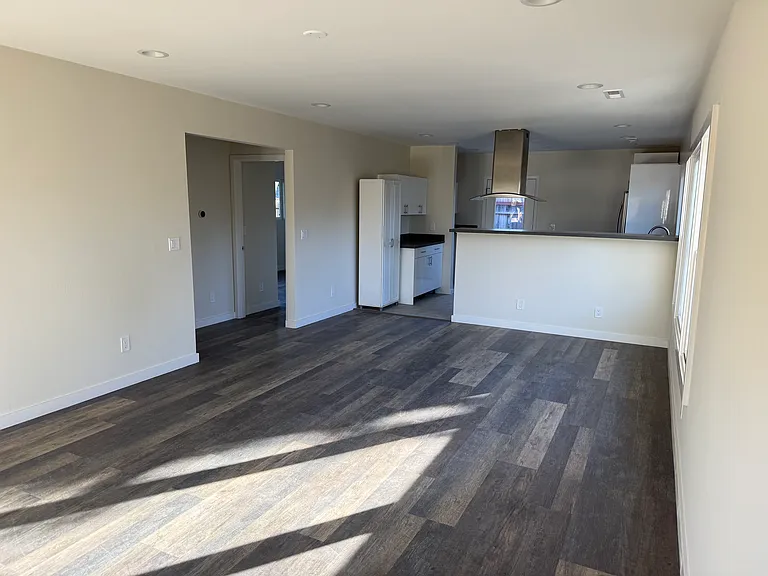 13655 Columbet Ave — Photo 7