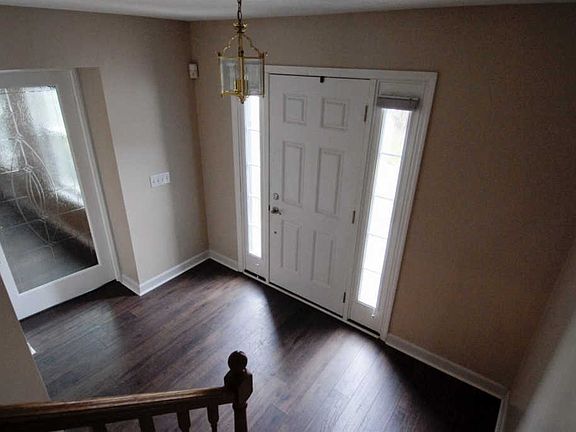 3rd image of 4893 Ezra Ct