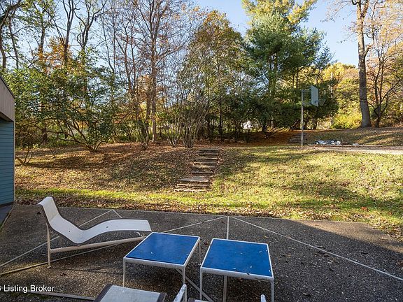 4th image of 6 Glen Arden Rd