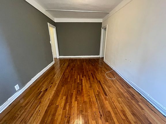 3rd image of 30-02 Broadway #22J