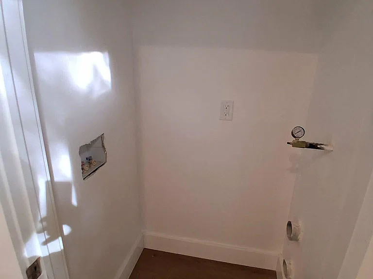 275 Claremont Ave #2 — Photo 14