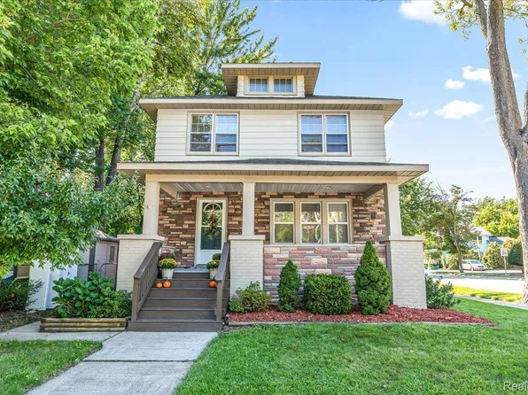 123 North Ave, Mount Clemens, MI 48043