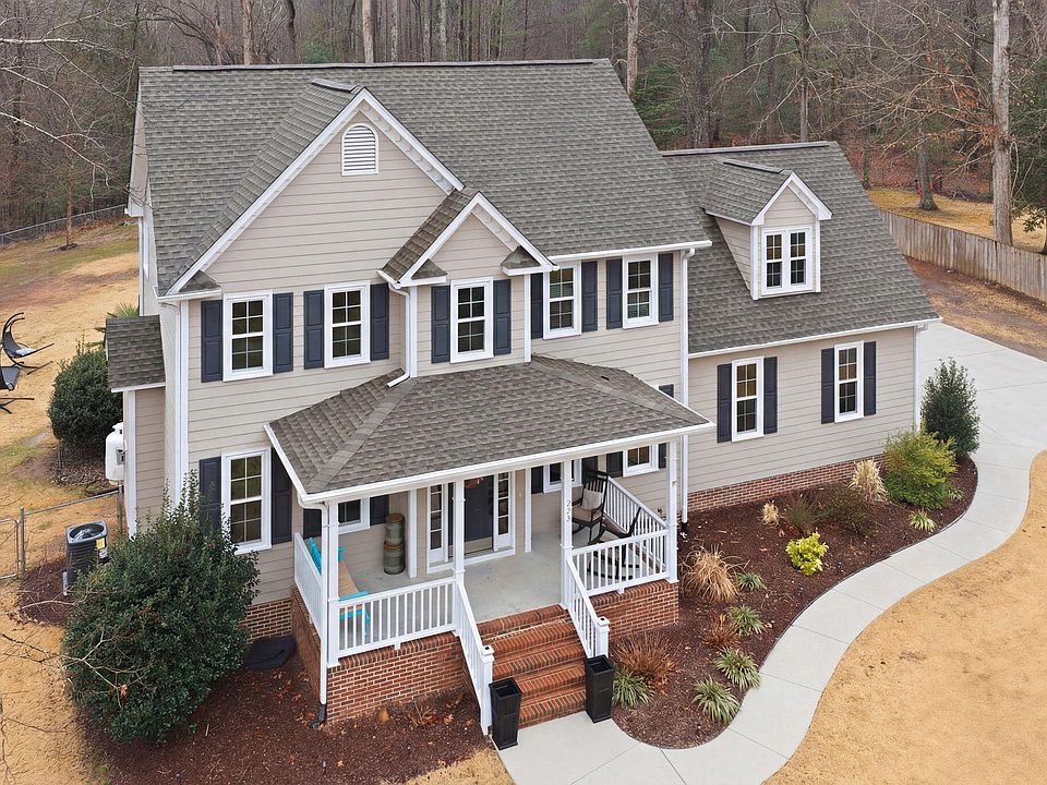 1st image of 222 Susan Dr