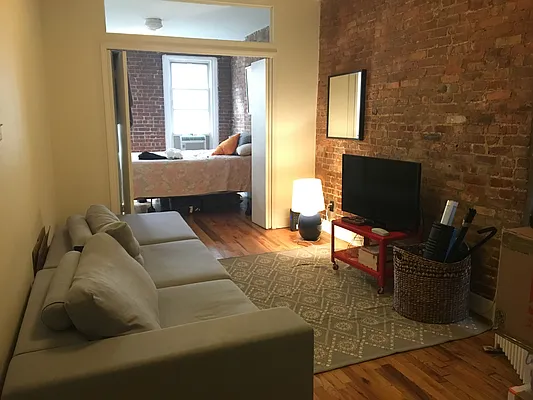 Rented by Lexington Properties LLC | media 12