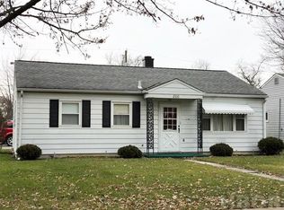 800 Oaklawn Ave, Fostoria, OH 44830