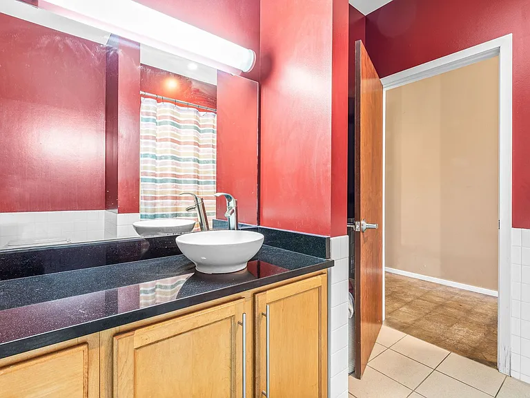 1720 Chouteau Ave #103 — Photo 21