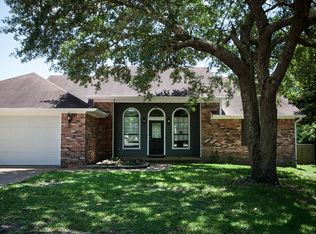 5413 Pontiac St, Ocean Springs, MS 39564