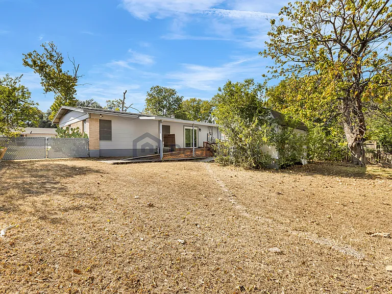 8507 Contour Dr — Photo 28
