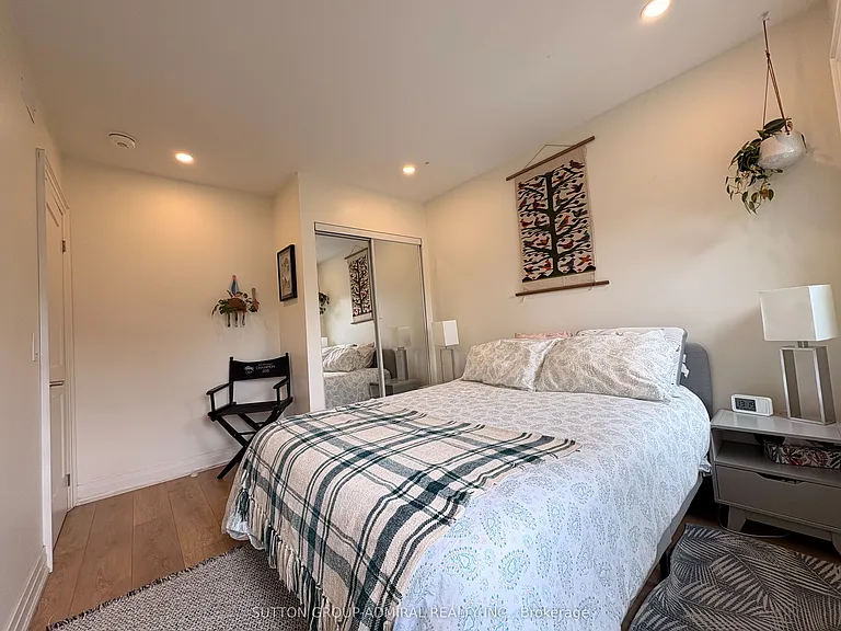 347 Northcliffe Blvd #2 — Photo 8